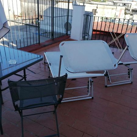 Napoli Royal Flats Villa ภายนอก รูปภาพ