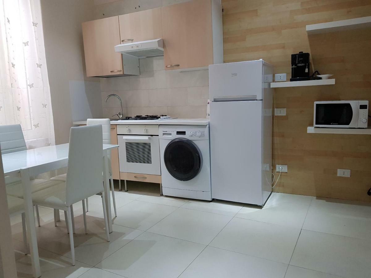 Napoli Royal Flats Villa ภายนอก รูปภาพ